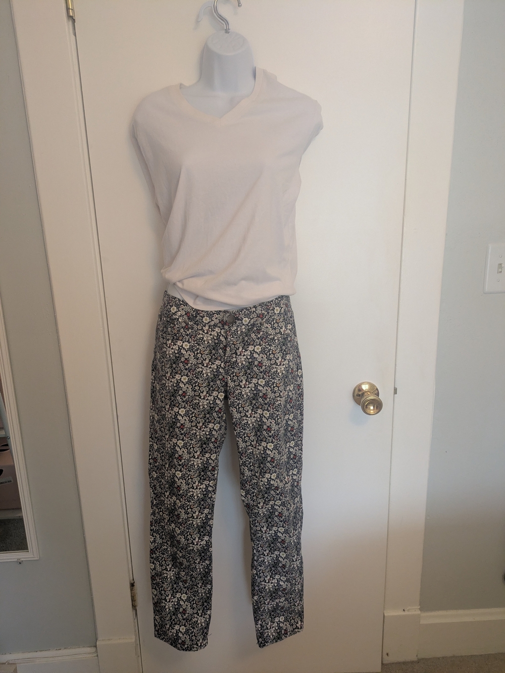 J. Crew & Liberty Navy Blue& White Floral Skinny Ankle Jeans Women's Size 28